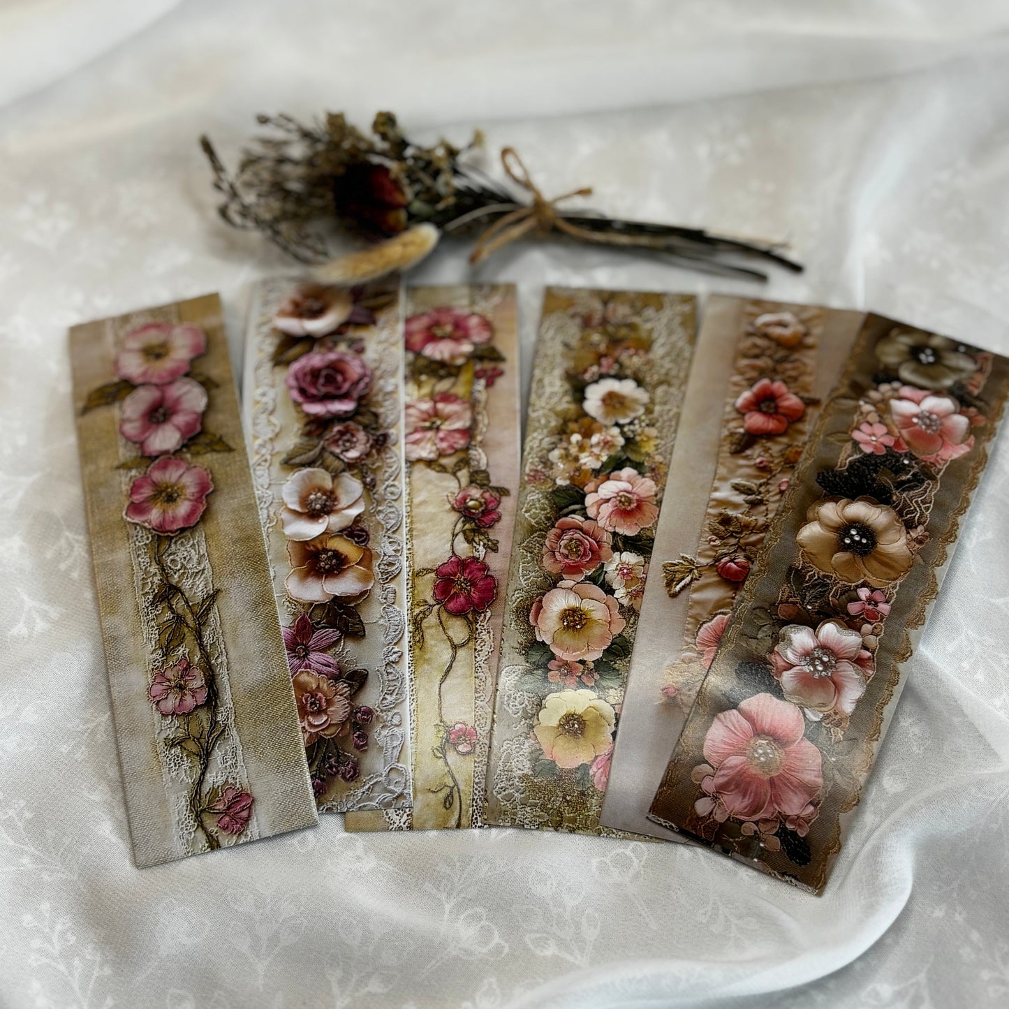 Vintage Inspired Floral Print Bookmark
